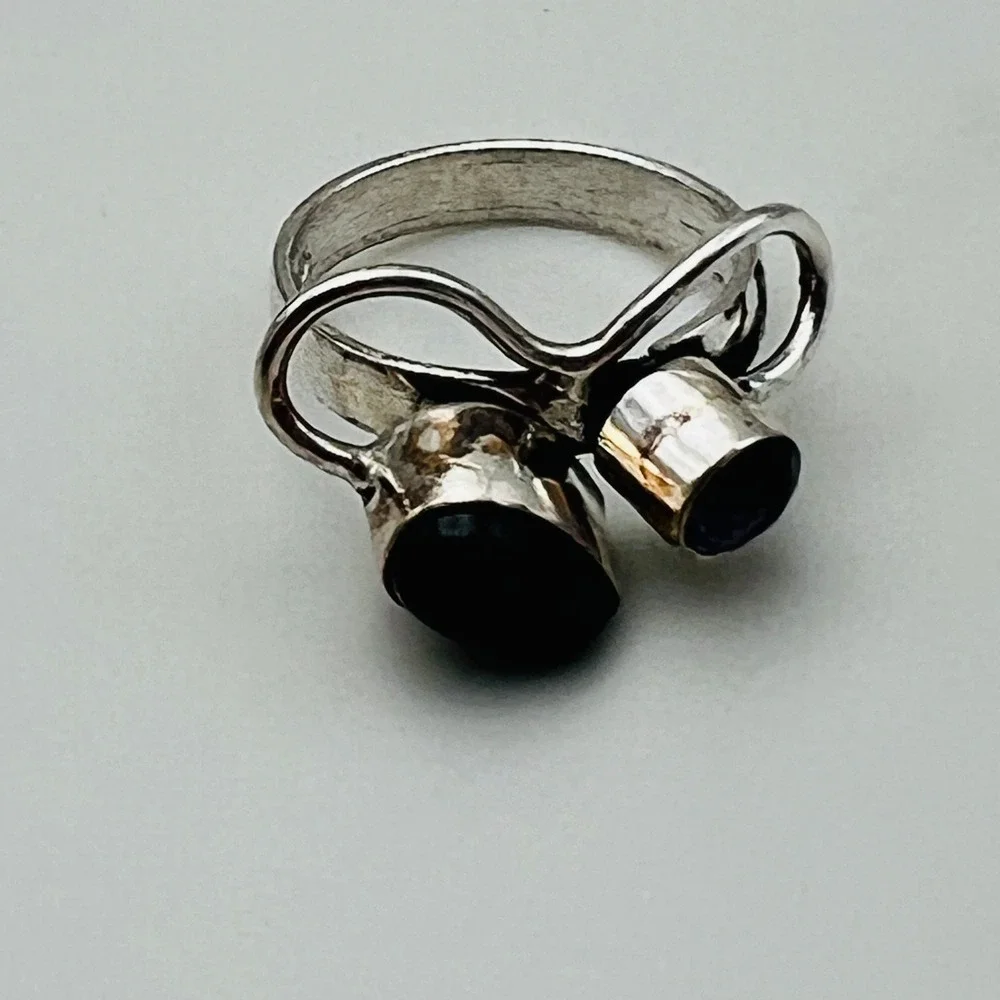 Silver Tone Bypass Ring Amethyst‎ Black Cabochon Stone Size 6 Boho Chic